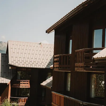Vvf Montalbert Paradiski 3*