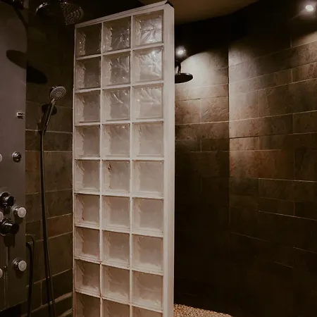 Les Sittelles Montalbert 3*