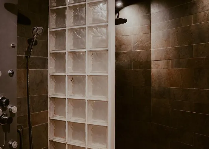 Les Sittelles Montalbert 3*