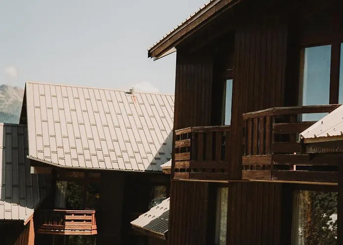 Les Sittelles Montalbert 3*